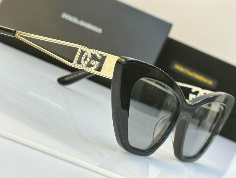 D&G Sunglasses 215